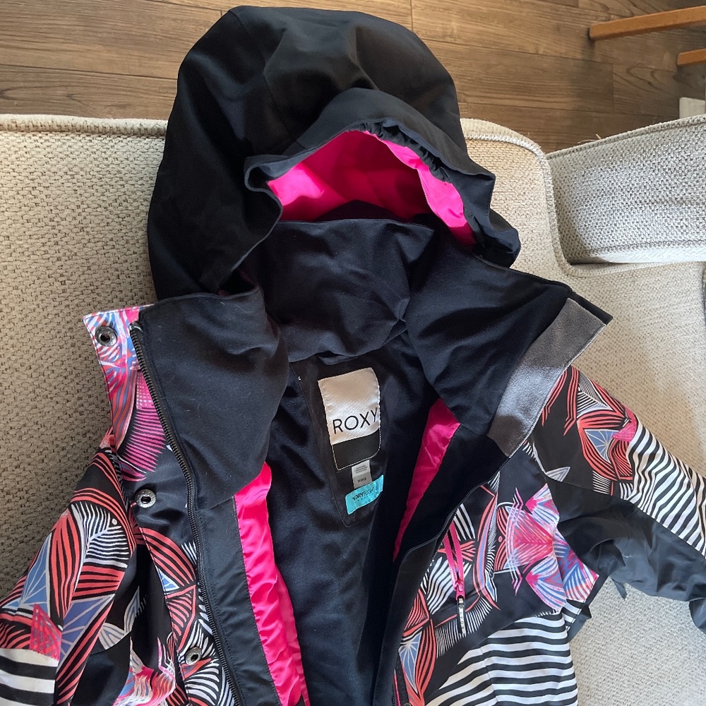Snow jacket